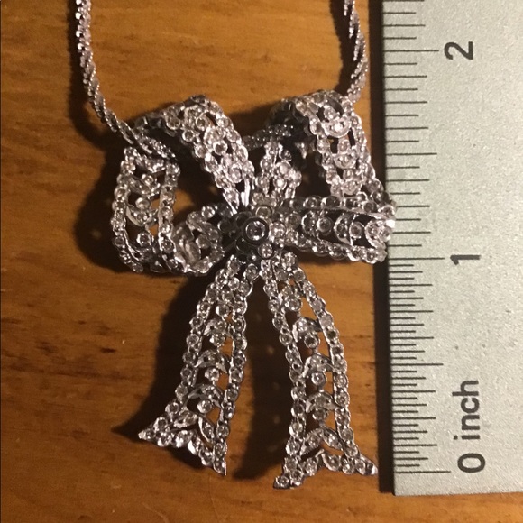 Stunning Diamond Bow! Solid white gold 2” long! - Picture 3 of 6